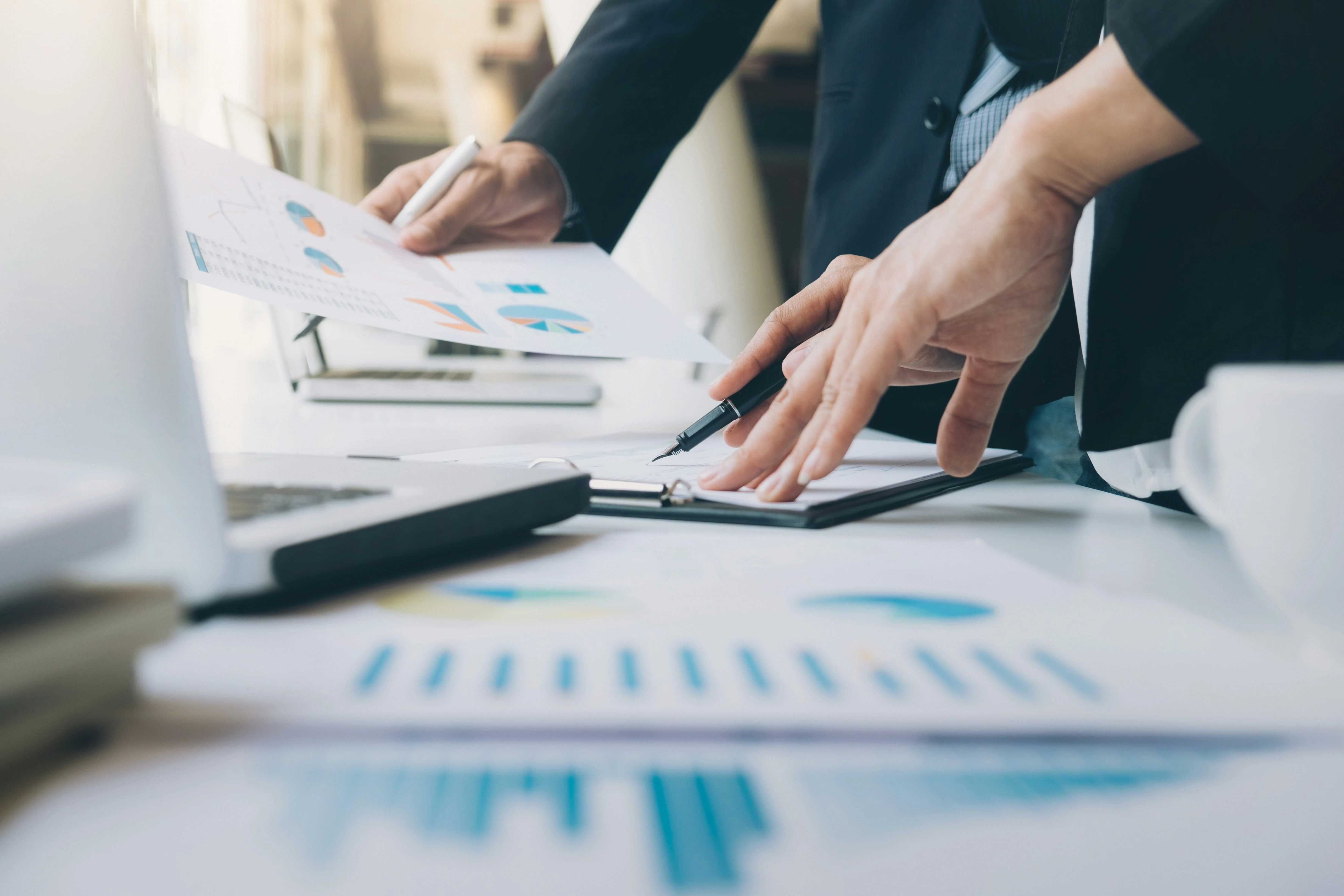 Dokumente mit Graphen und Kennzahlen für Change Management Ergebnisse